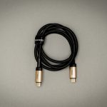 蘋果 Thunderbolt 4 高價之謎：X光揭示內部結構