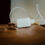 Anker 推出三款全新充電產品：纖薄 MagSafe 行動電源、7 合 1 充電站備受關注